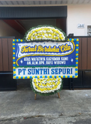 Papan Bunga Duka di Makroman